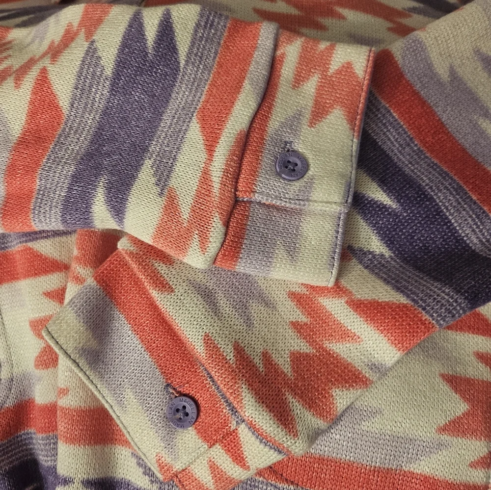 Coral & Lavender Southwestern‎ PulloverMagellan Outdoors Junior Lg 12-14